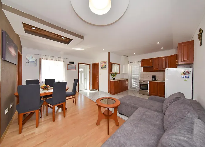 Appartement Liljana *