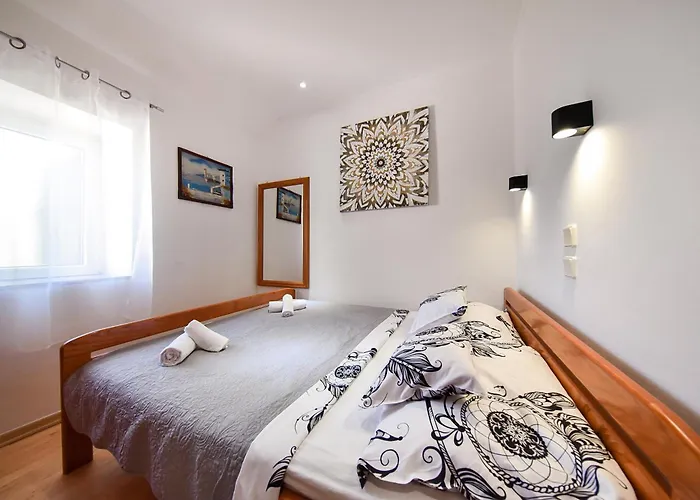Liljana Appartement *