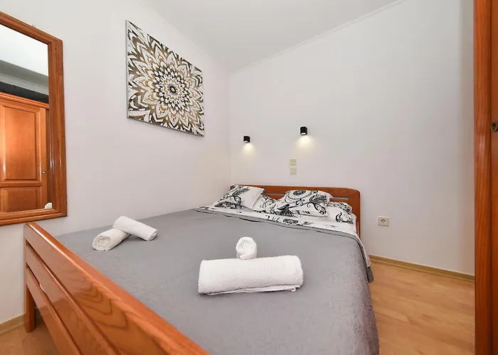 Liljana Appartement *